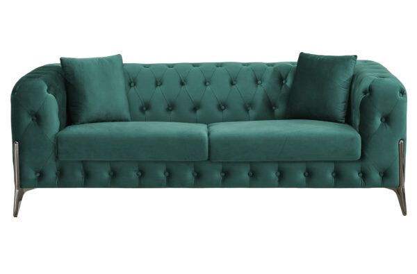 Sofá Chester de 3 plazas de Artisa, tapizado en tejido de alta calidad, disponible en cuatro colores. Diseño clásico con capitoné y una excelente relación calidad-precio.