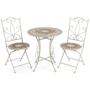 Conjunto de jardín compuesto por mesa redonda y dos sillas plegables de estructura metálica negra con asiento y tablero de mosaico decorativo, ideal para terraza o patio exterior.