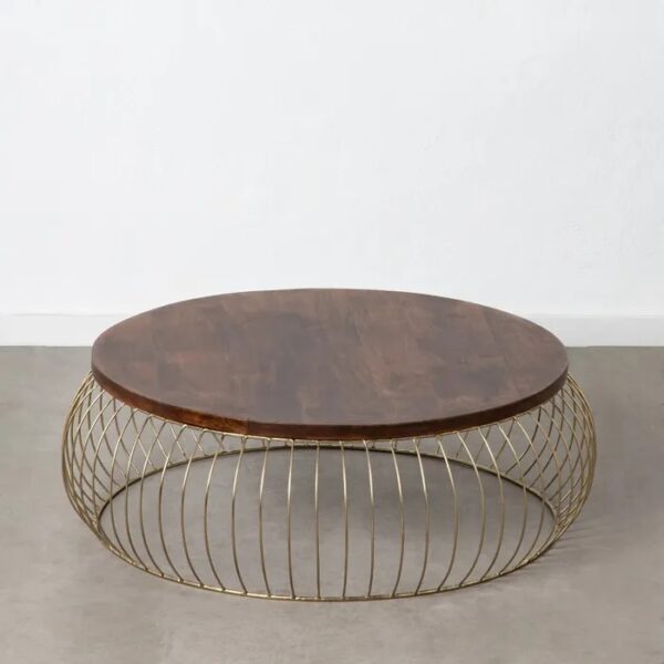 Mesa de centro circular con base de hierro dorado y superficie de madera de mango.