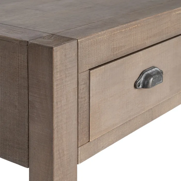 Consola de la colección Cottage de Artisa fabricada en madera de pino natural, diseño cálido y atemporal para entradas y salones.