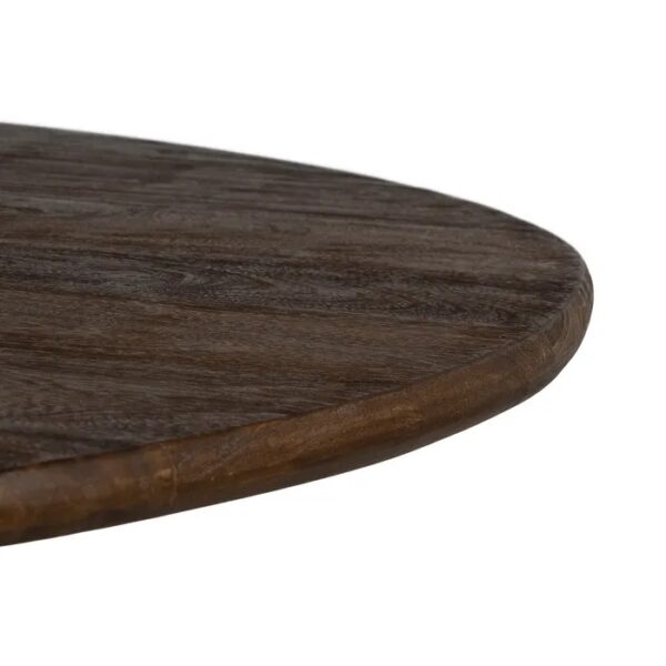 Primer plano del borde de la mesa marrón en madera de mango