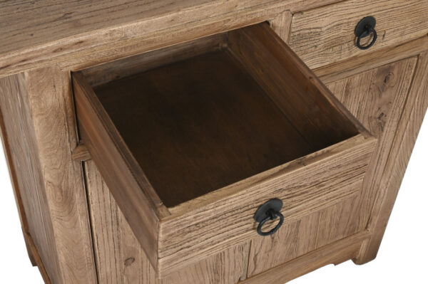 Aparador de madera natural de olmo disponible en Artisa, con diseño rústico y acabados envejecidos que aportan calidez y personalidad a cualquier espacio.