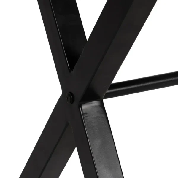 Mesa de escritorio de madera natural con patas metálicas negras, estilo industrial moderno, disponible en Artisa.