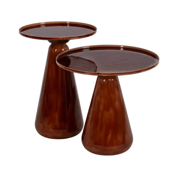 Set de mesa de centro de Artisa con diseño elegante, estructura de metal y acabado en piedra natural.