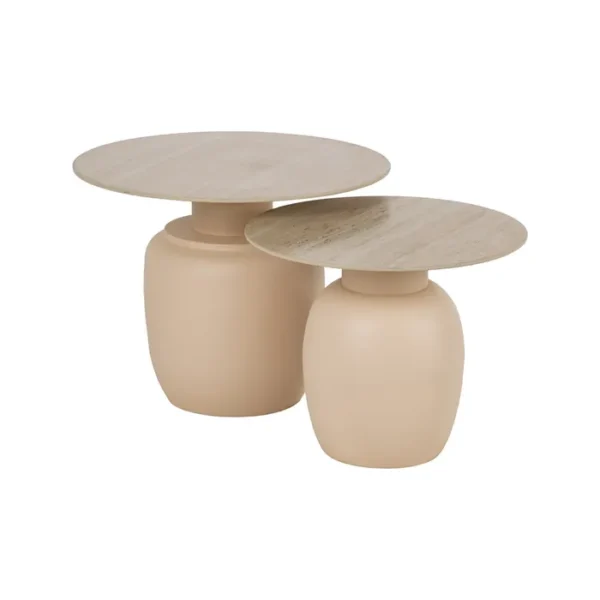 Set de mesa de centro de Artisa con diseño elegante, estructura de metal y acabado en piedra natural.