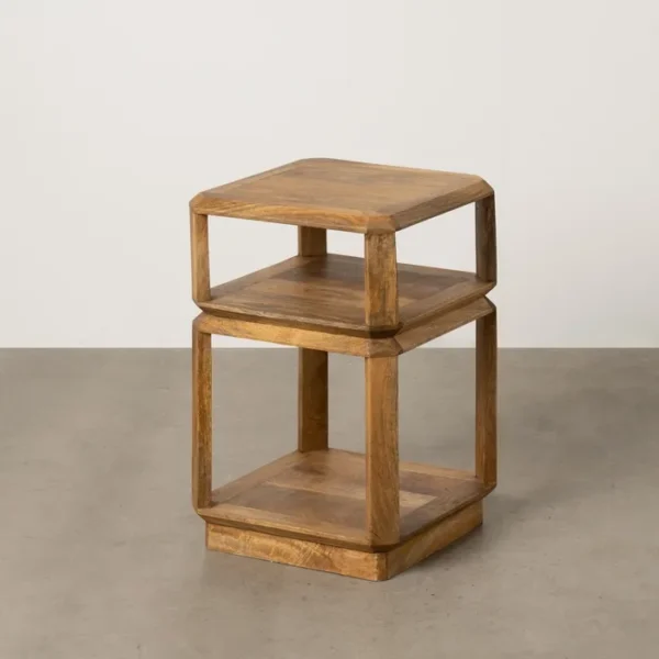 Mesa auxiliar de madera natural con diseño geométrico y acabado artesanal, disponible en Artisa