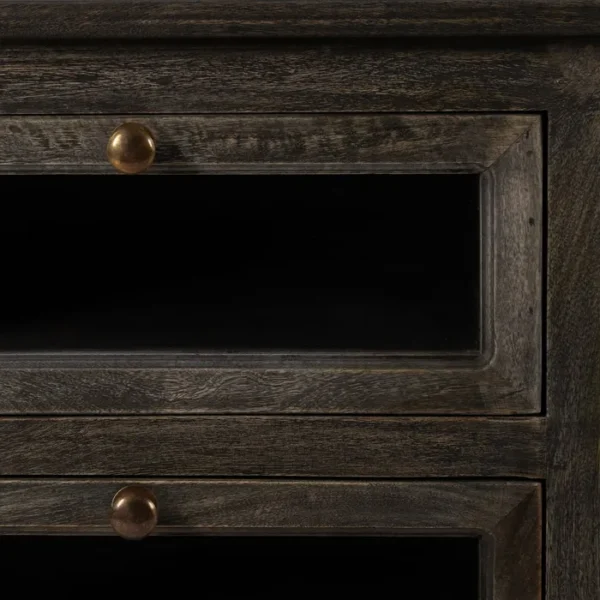 Aparador rústico de madera oscura con cajones de cristal y estantes laterales, estilo artesanal disponible en Artisa.