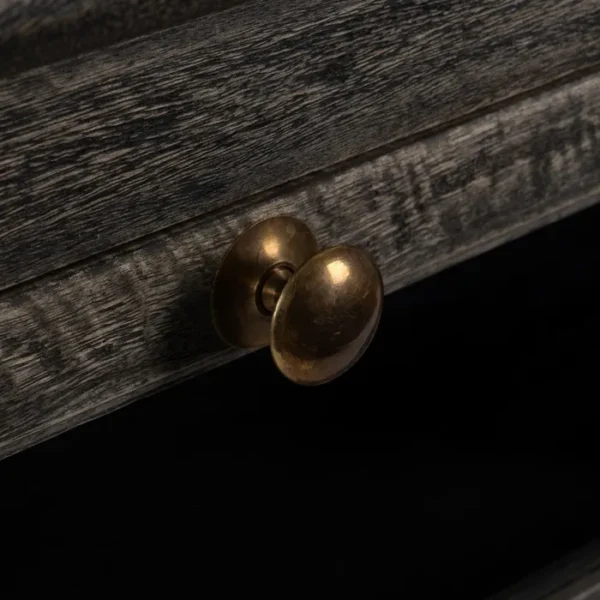 Aparador rústico de madera oscura con cajones de cristal y estantes laterales, estilo artesanal disponible en Artisa.
