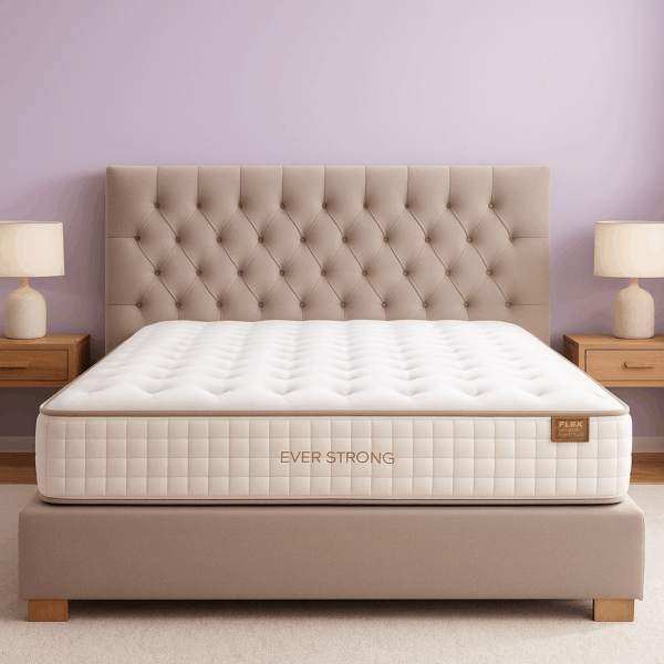 Colchón Flex Ever Strong sobre cama beige con cabecero capitoné y pared lila bebé