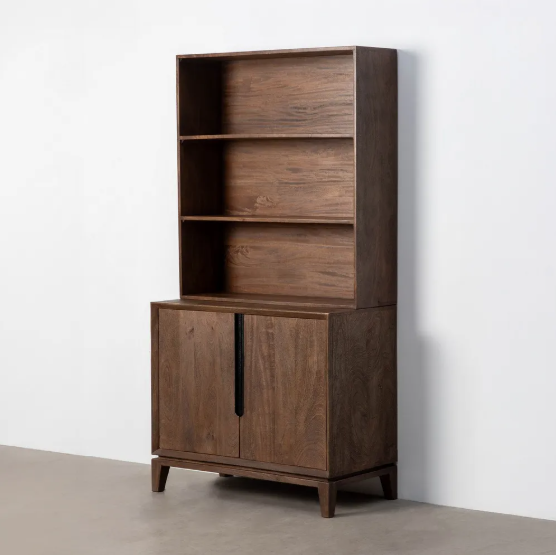 Mueble auxiliar de madera de mango con compartimentos abiertos y puertas inferiores