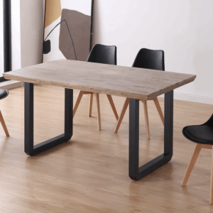 Mesa comedor Roma 150x90 cm con tapa en madera roble honey y patas metálicas negras en forma de U