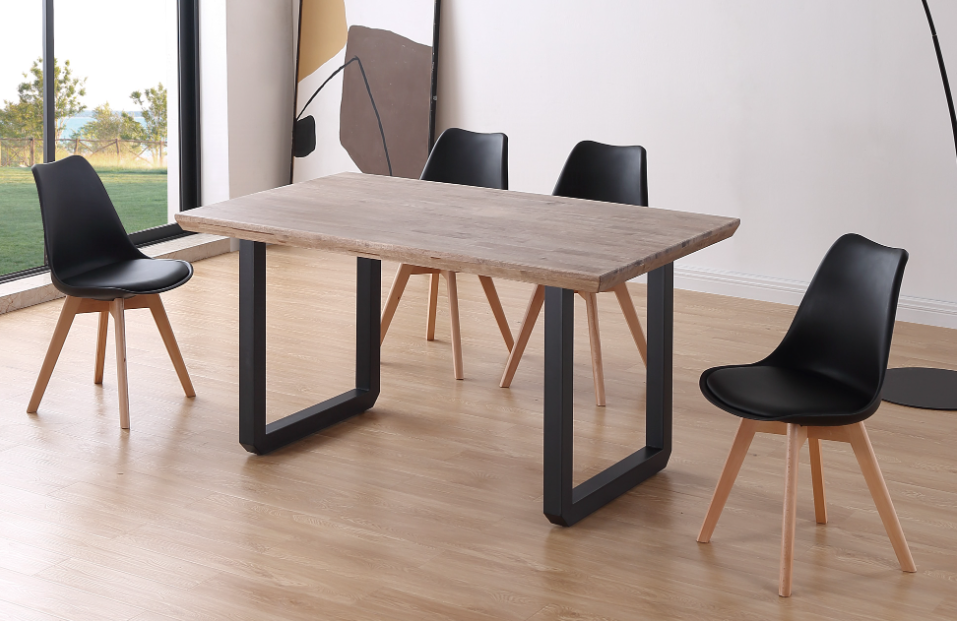 Mesa comedor Roma 150x90 cm con tapa en madera roble honey y patas metálicas negras en forma de U