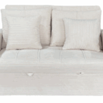 Sofá cama de dos plazas color crema con cojines incluidos