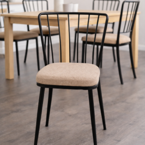 sillas Yıldız disponible en varios colores metálicos y amplio surtido en tapizados.