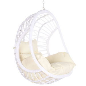 Estructura metálica resistente del sillón colgante de ratán sintético