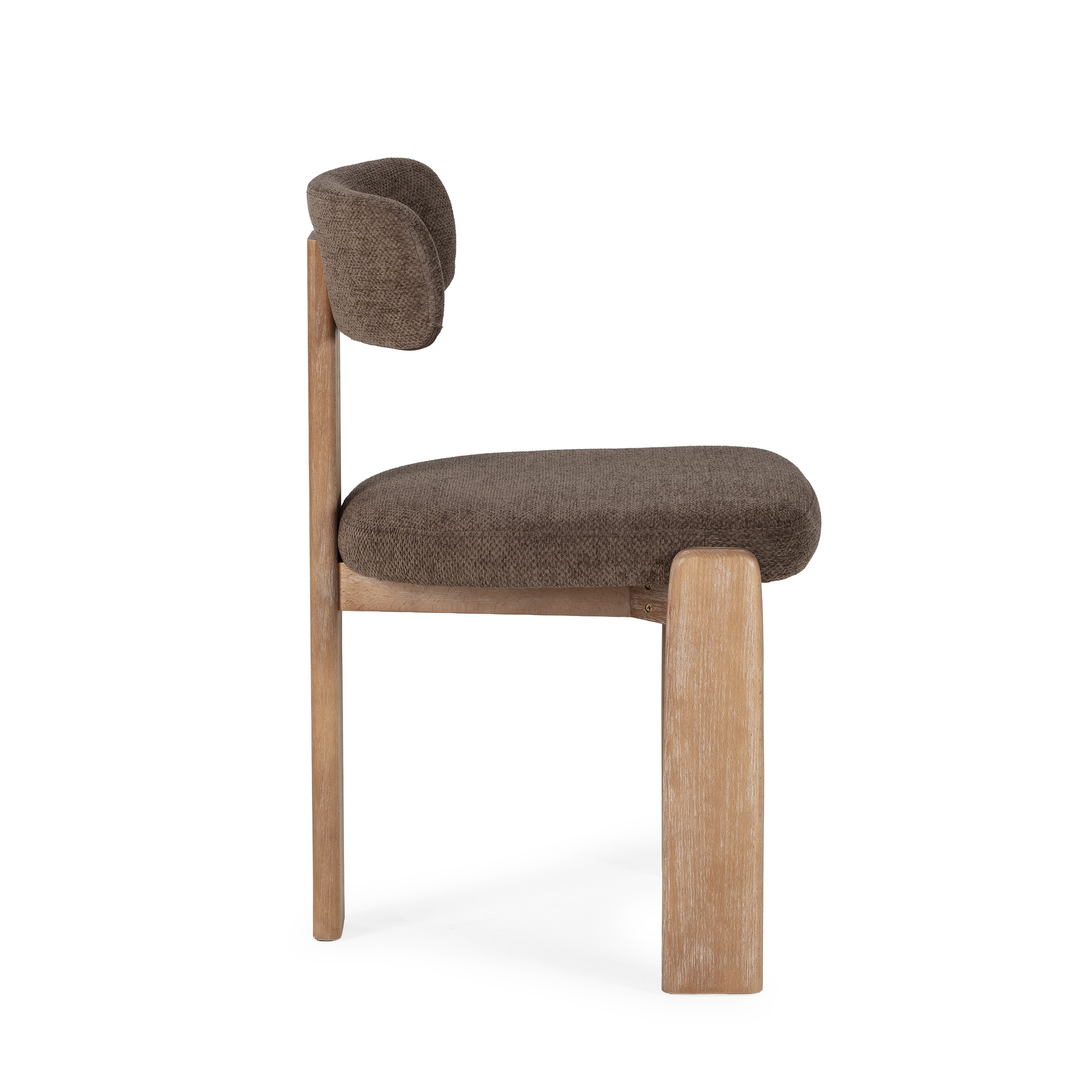 Silla de comedor con estructura de madera y asiento tapizado disponible en varios acabados, diseño moderno y cómodo