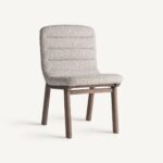 Sillas de comedor Vical Home disponibles en Artisa, con diseño sofisticado y acabados únicos para espacios de decoración contemporánea