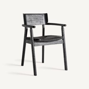 Sillas de comedor Vical Home disponibles en Artisa, con diseño sofisticado y acabados únicos para espacios de decoración contemporánea