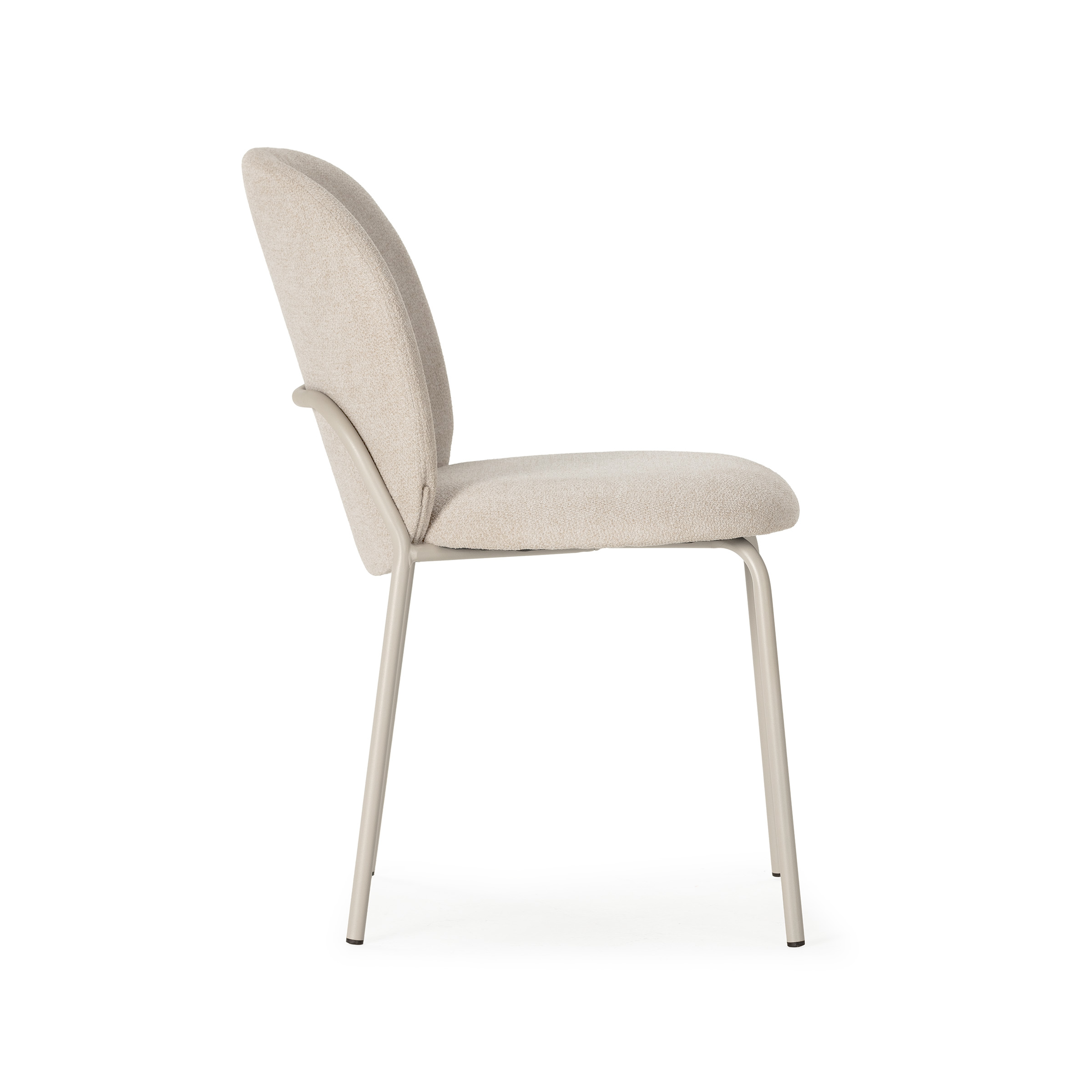 Silla comedor textil y estructura metálica en crema colección daia