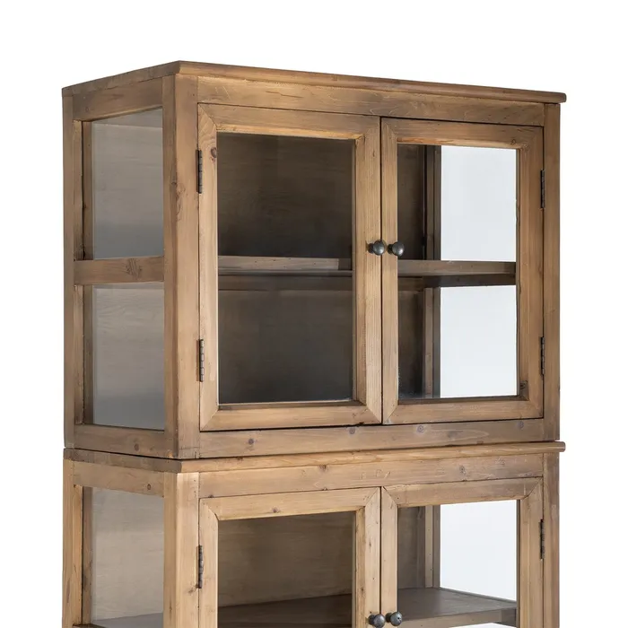 Vitrina modular disponible en 2 medidas en madera y zócalo