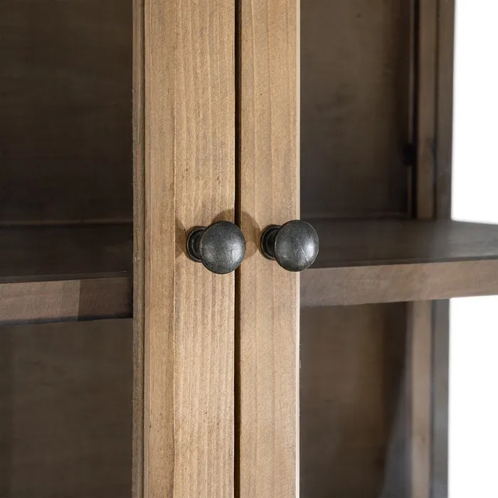Vitrina modular disponible en 2 medidas en madera y zócalo