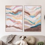Este set de 2 cuadros pintados al óleo con relieve es una pieza decorativa elegante y sofisticada, ideal para aportar estilo y personalidad a cualquier espacio
