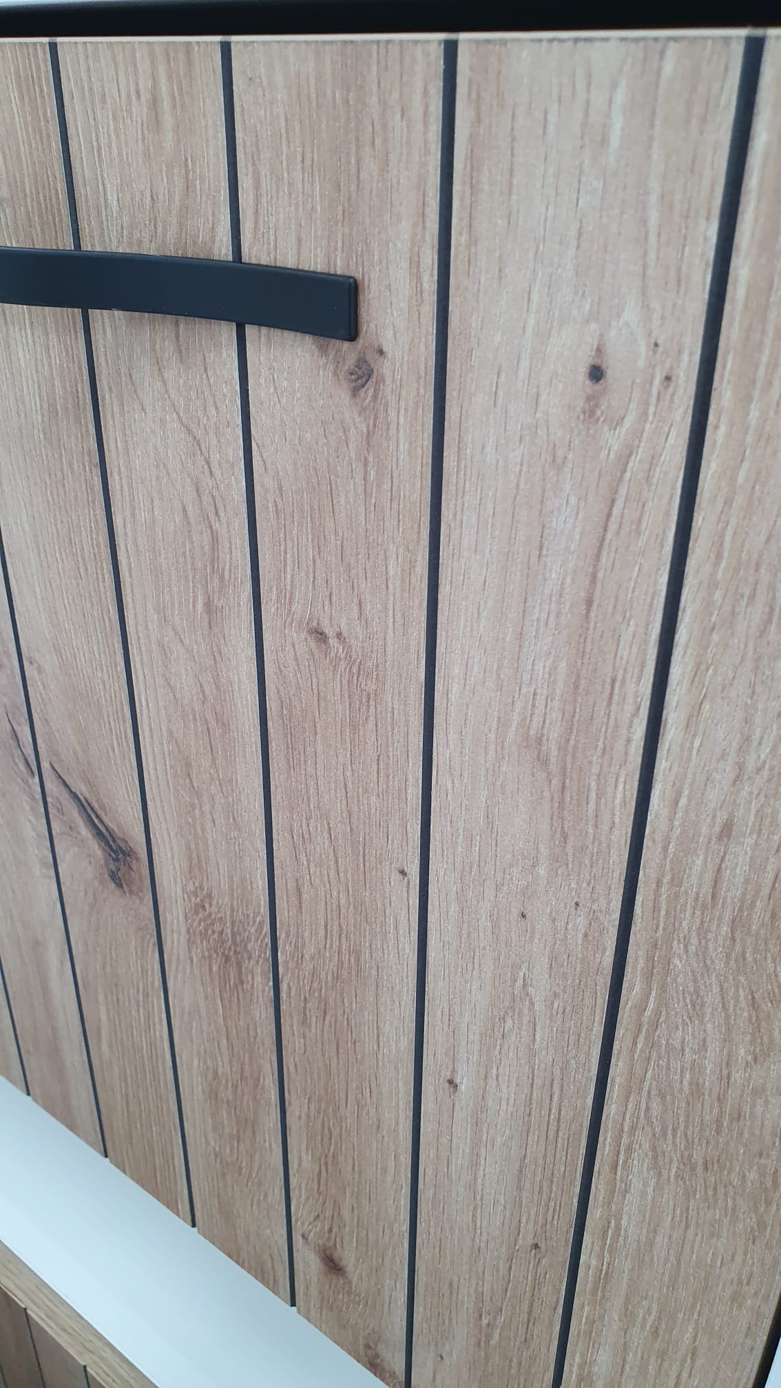 Mueble 313 Artisa detalle, zapatero, hueco y patas