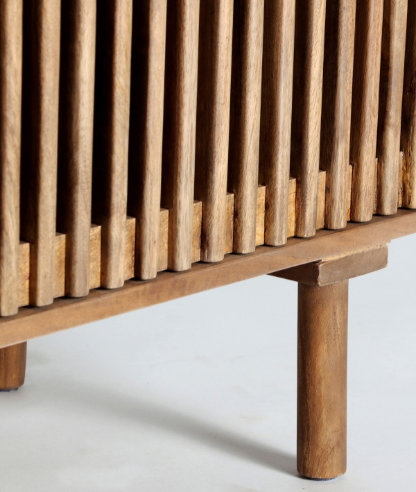 Mueble TV en Madera con Puertas Correderas Artisa de camino a tu hogar