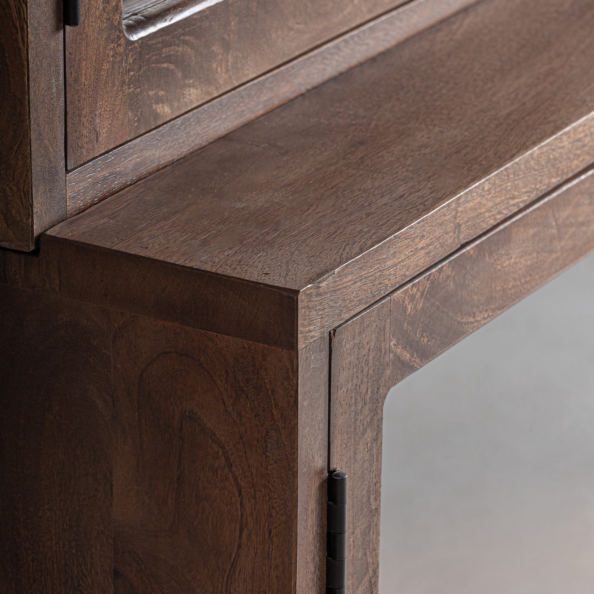Vitrina Rústica en Madera JEKYE de Vical Home